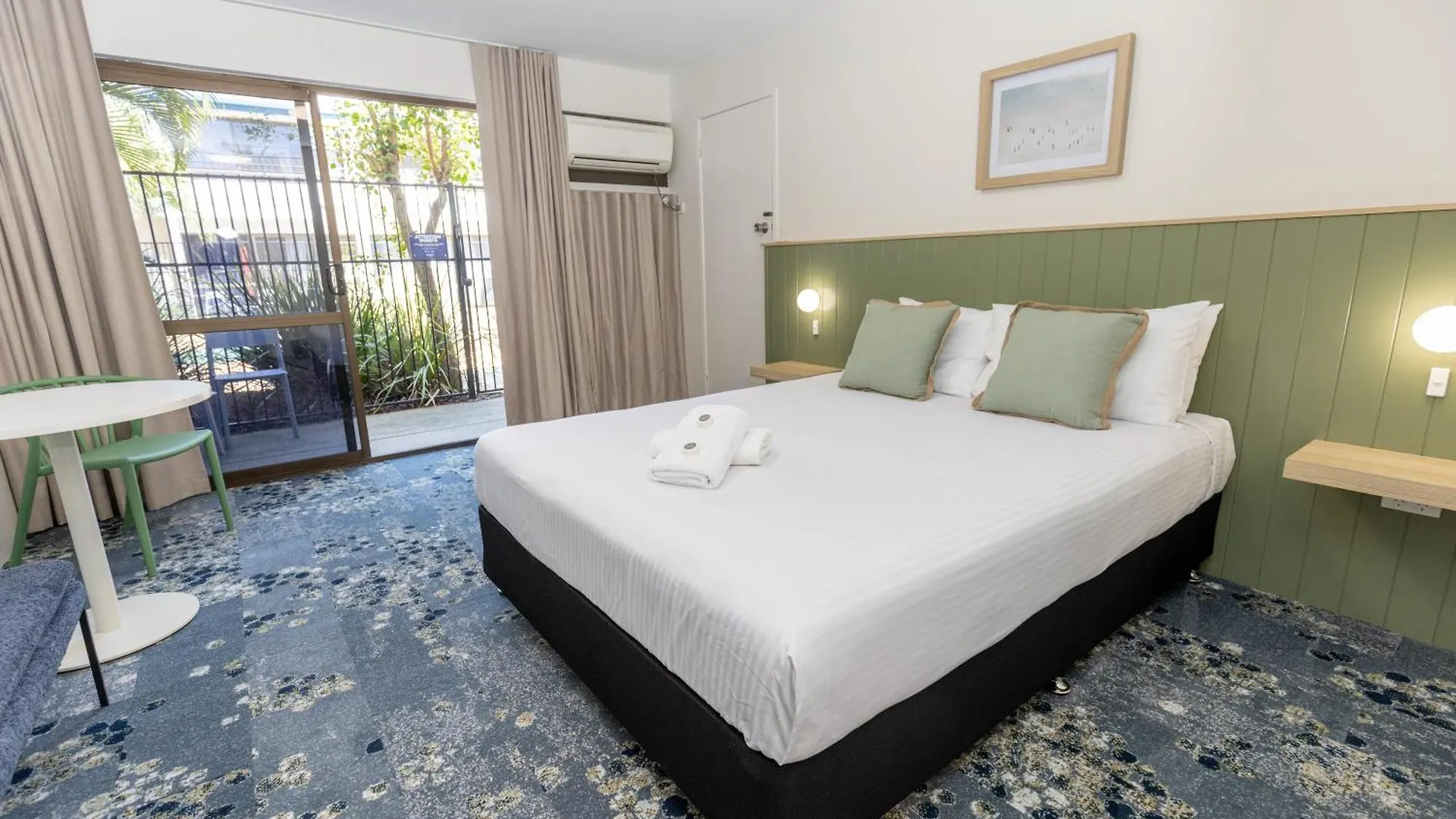 Currimundi Hotel Caloundra 0*,  Ausztrália