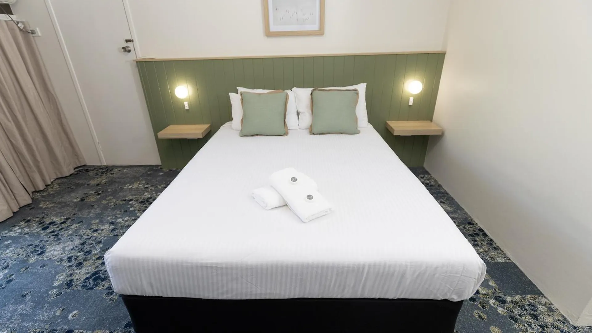 Currimundi Hotel Caloundra Motel