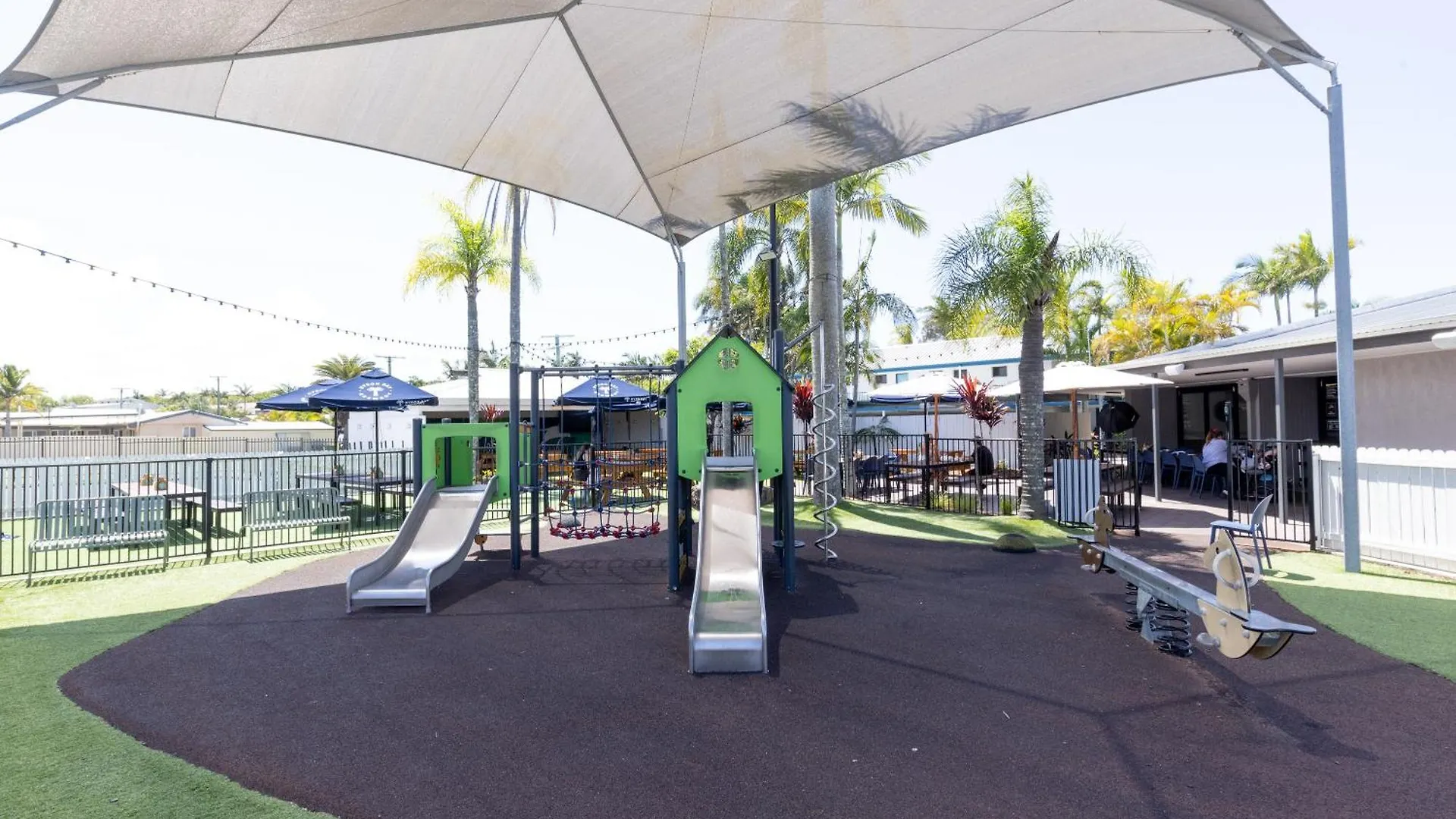 Currimundi Hotel Caloundra