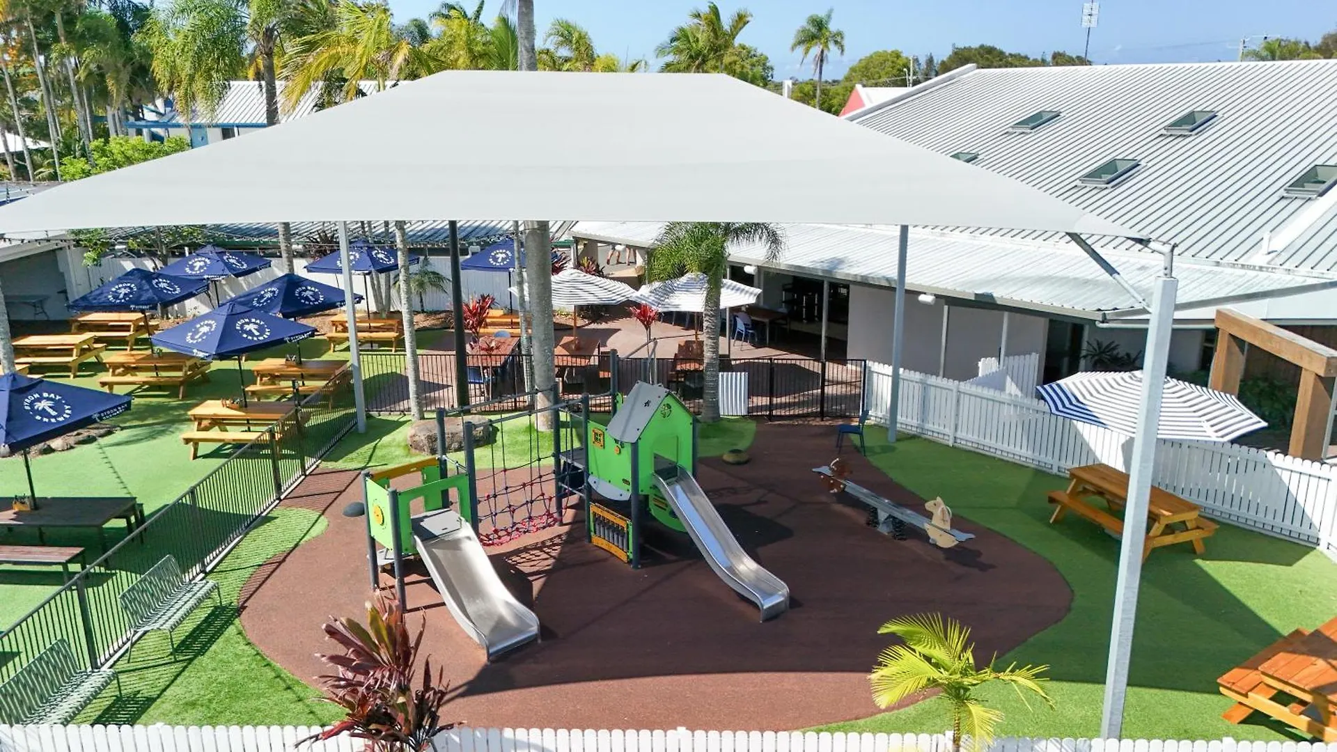 Currimundi Hotel Caloundra