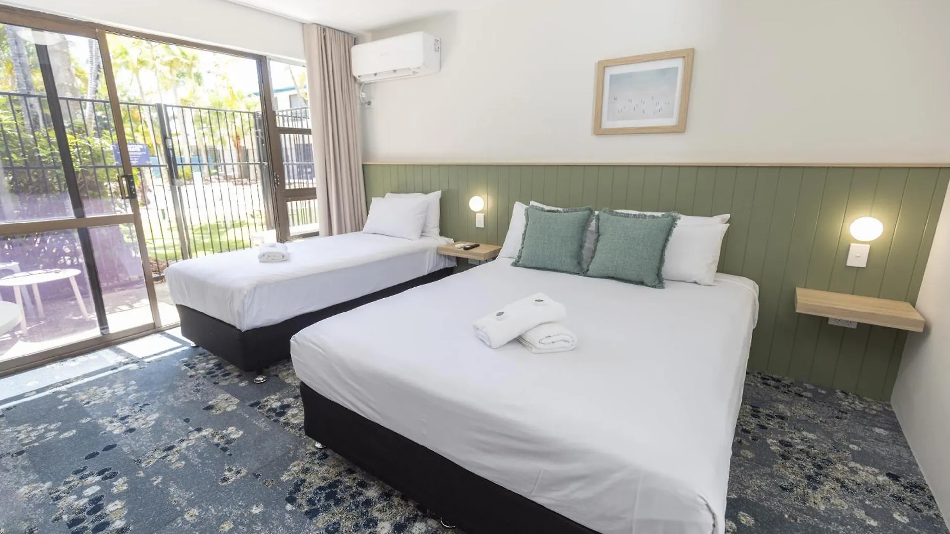 Currimundi Hotel Caloundra 0*,  Australia